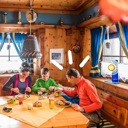 Pulverer Апартаменти